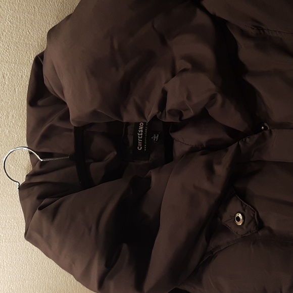 Coffee Shop Large Puff Coat - Picture 8 of 12